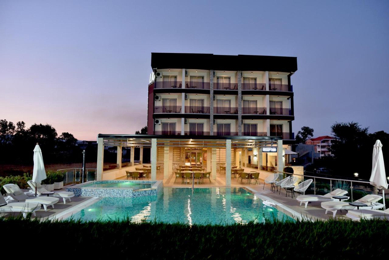 Hotel Lion Улцинь Экстерьер фото